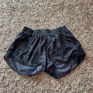 Lululemon hotty hot shorts